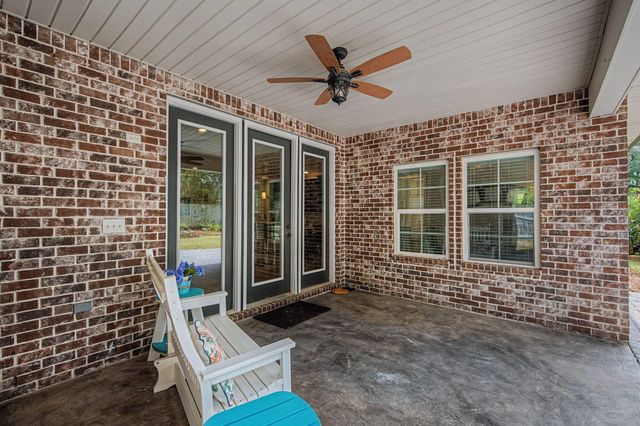 26 SE Okahatchee Circle, Fort Walton Beach, FL 32548