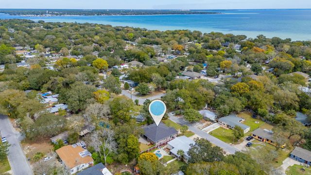 26 SE Okahatchee Circle, Fort Walton Beach, FL 32548