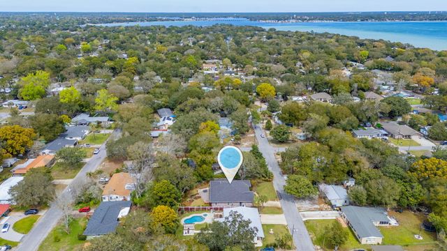 26 SE Okahatchee Circle, Fort Walton Beach, FL 32548