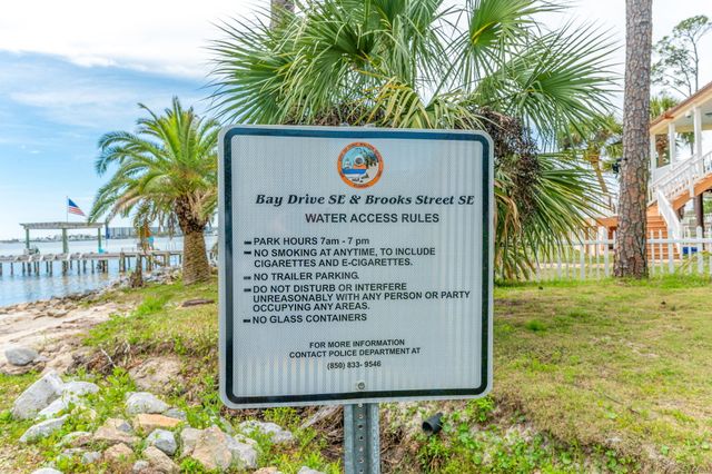 26 SE Okahatchee Circle, Fort Walton Beach, FL 32548