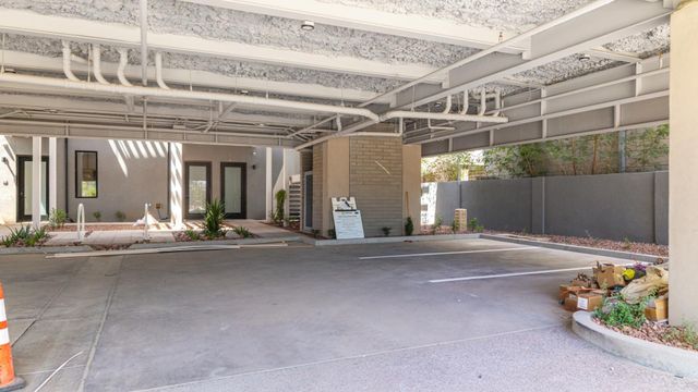 531 E Willetta Street 301, Phoenix, AZ 85004