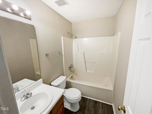 4425 Woodlawn Drive, Raleigh, NC 27616