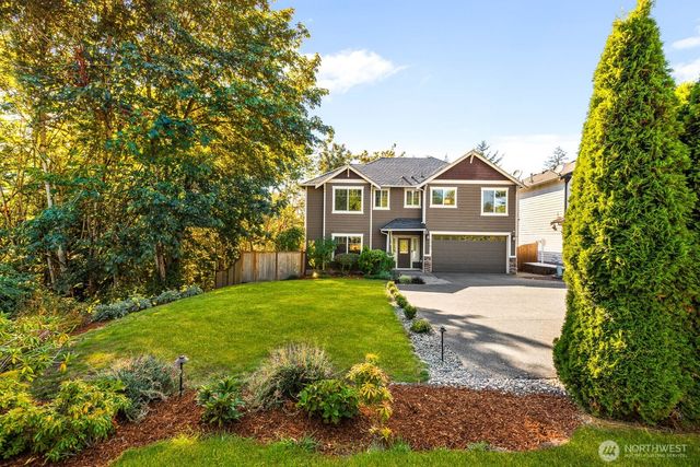 1701 Queen Ct NE, Renton, WA 98056