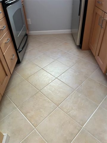 700 Bayshore Drive 11, Fort Lauderdale, FL 33304