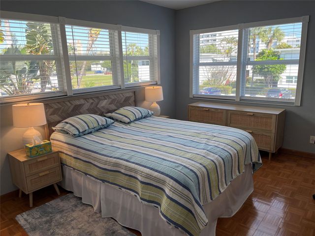 700 Bayshore Drive 11, Fort Lauderdale, FL 33304