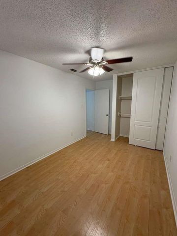 4007 Issacks Way, Sugar Land, TX 77479