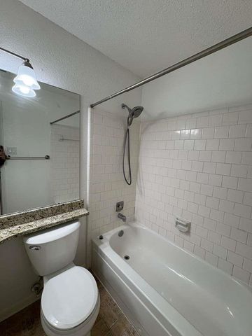 4007 Issacks Way, Sugar Land, TX 77479