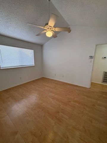 4007 Issacks Way, Sugar Land, TX 77479