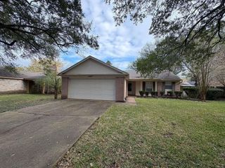 4007 Issacks Way, Sugar Land, TX 77479