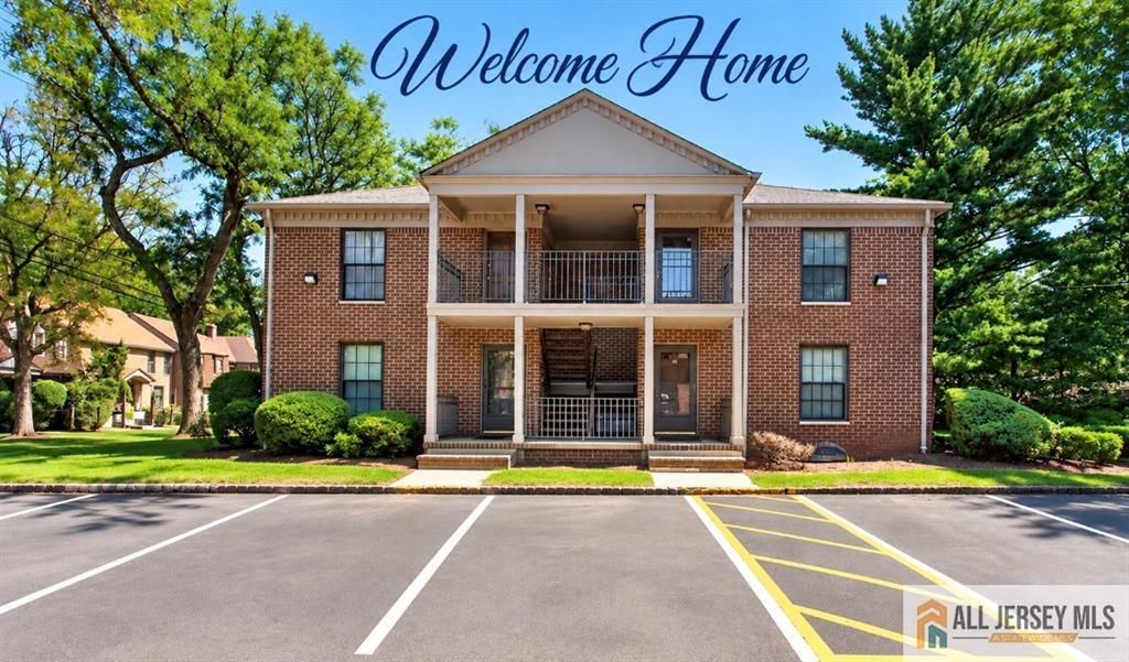 324 Gills Lane 2D, Iselin, NJ 08830