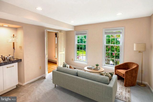 11502 PURPLE BEECH DR, Reston, VA 20191