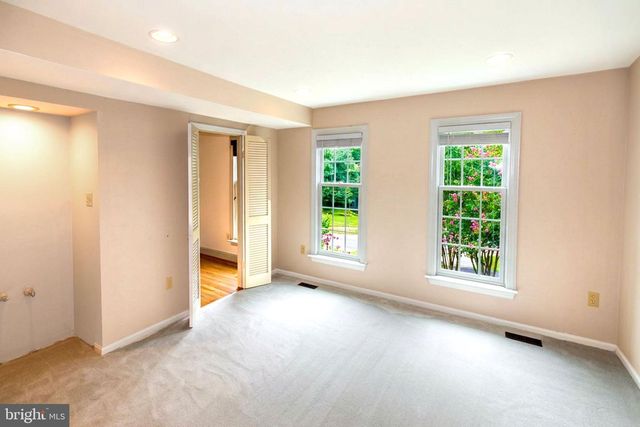 11502 PURPLE BEECH DR, Reston, VA 20191