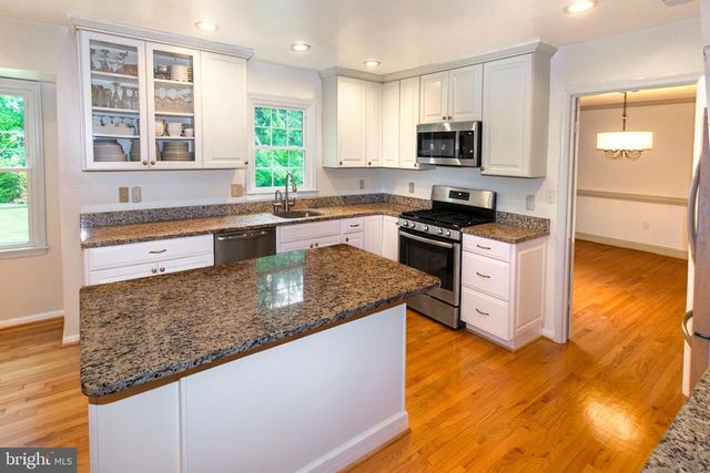 11502 PURPLE BEECH DR, Reston, VA 20191
