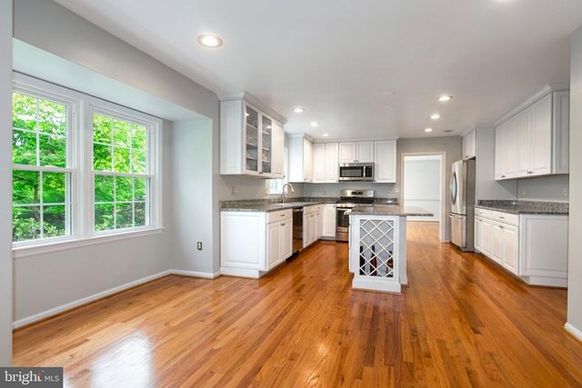 11502 PURPLE BEECH DR, Reston, VA 20191