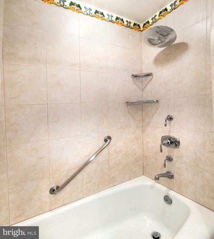 11502 PURPLE BEECH DR, Reston, VA 20191
