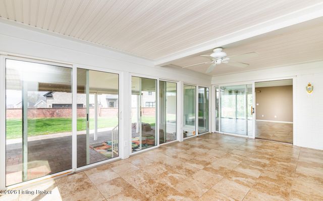 4315 Foeburn Ln, Louisville, KY 40207