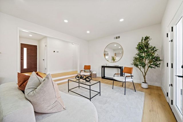 579 Suisse Drive, San Jose, CA 95123