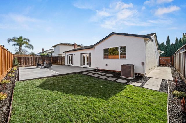 579 Suisse Drive, San Jose, CA 95123