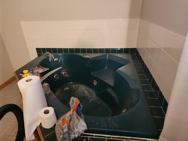 2076 Flanders Road, North Saint Paul, MN 55109