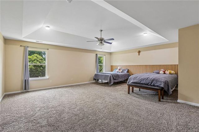 704 Pineglen Drive, Acworth, GA 30102