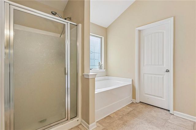 704 Pineglen Drive, Acworth, GA 30102