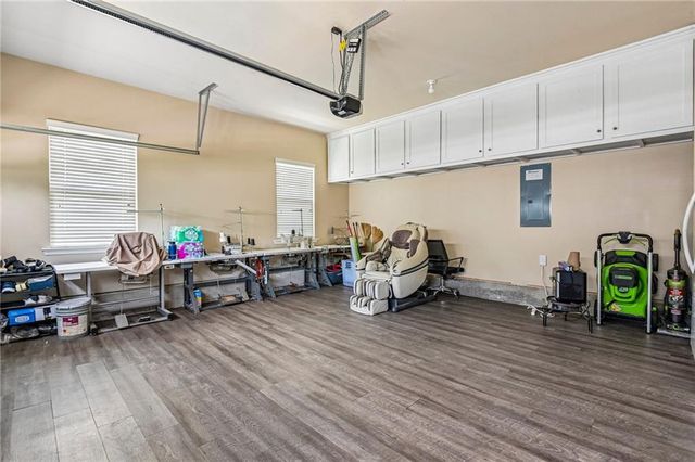 704 Pineglen Drive, Acworth, GA 30102