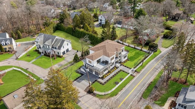 5 Colonial Rd, Needham, MA 02492