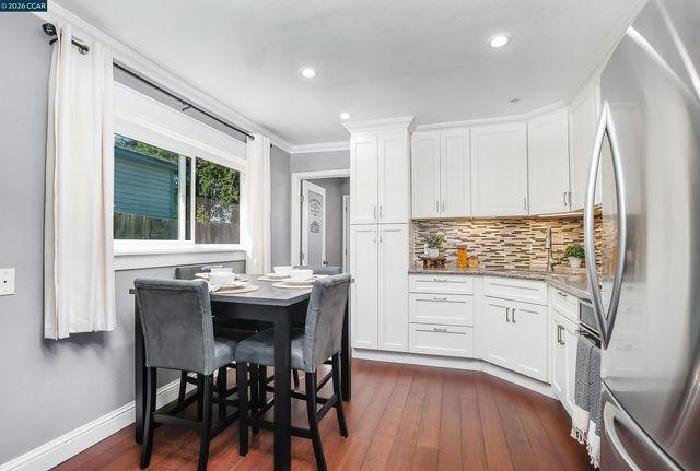 66 E Bolton Rd, Oakley, CA 94561