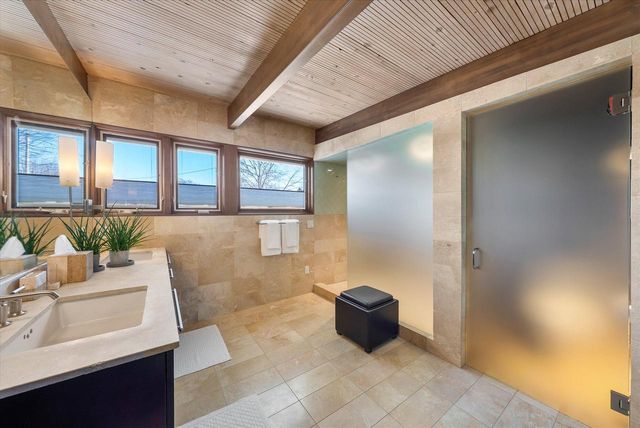 509 Columbus AVENUE, Sheboygan, WI 53083