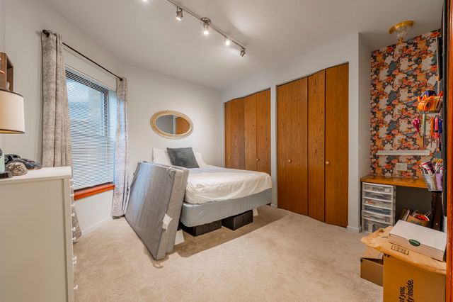 4012 N Sheridan Road 1S, Chicago, IL 60613