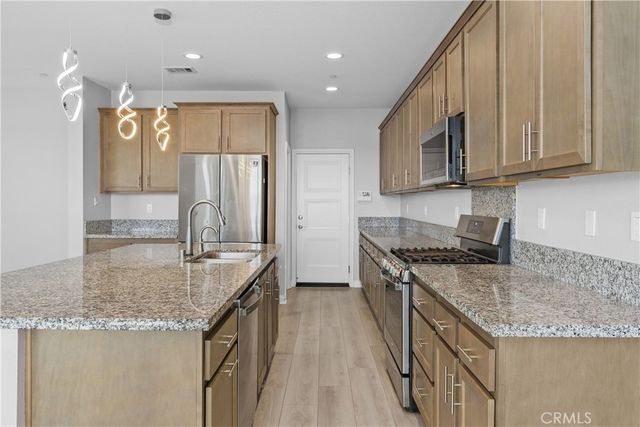 32063 Dayspring Way, Temecula, CA 92591
