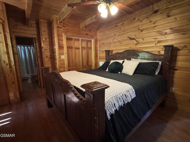 1640 Bench Mountain Way, Sevierville, TN 37862