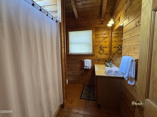 1640 Bench Mountain Way, Sevierville, TN 37862
