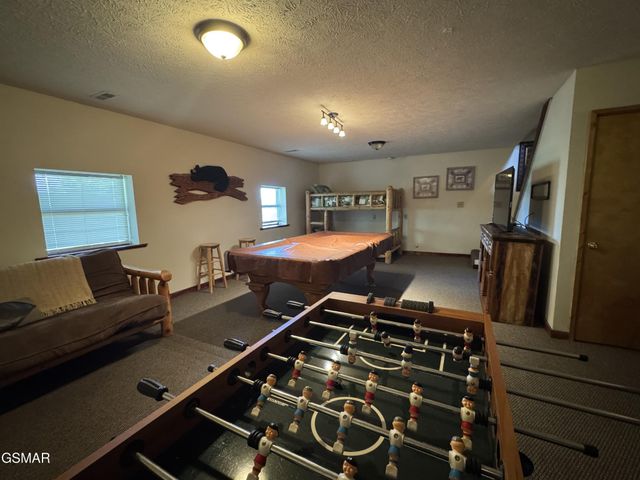 1640 Bench Mountain Way, Sevierville, TN 37862