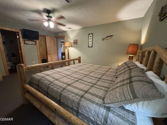 1640 Bench Mountain Way, Sevierville, TN 37862