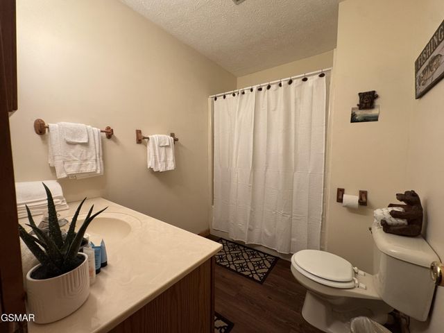 1640 Bench Mountain Way, Sevierville, TN 37862