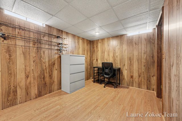 111 Ann Street, Coopersville City, MI 49404