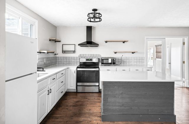 5023 Packard Dr, Nashville, TN 37211