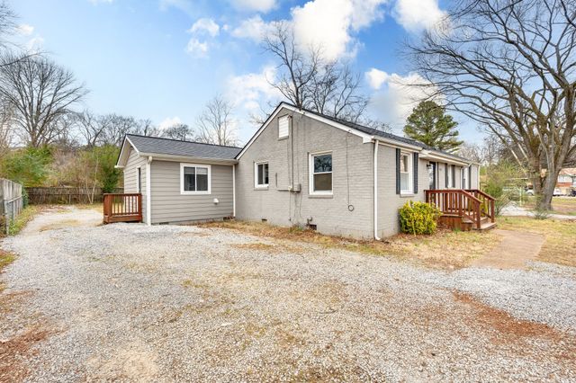 5023 Packard Dr, Nashville, TN 37211