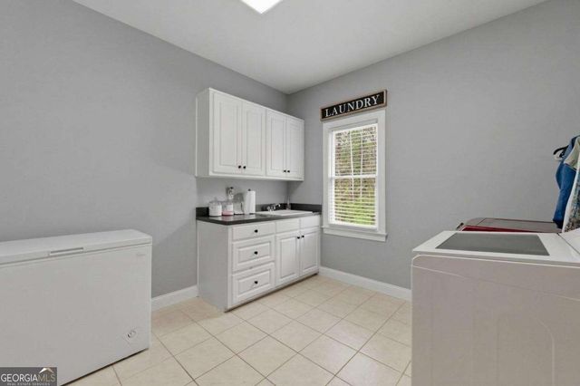 2981 Cadbury Trail, Snellville, GA 30039