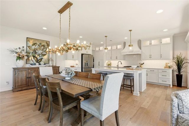 1210 Metfield Lane, Raymore, MO 64083