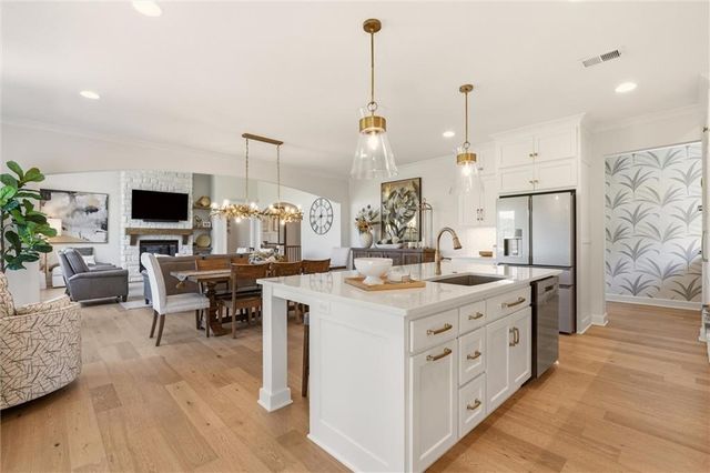 1210 Metfield Lane, Raymore, MO 64083