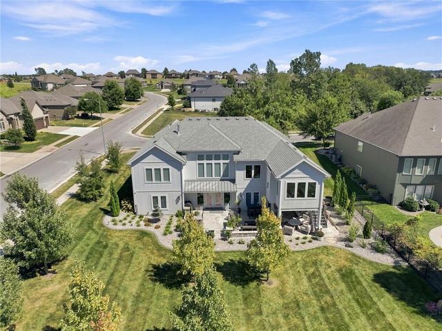1210 Metfield Lane, Raymore, MO 64083