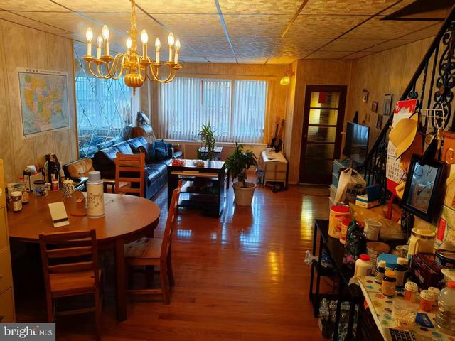 1733 S 9TH ST, Philadelphia, PA 19148