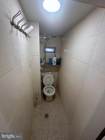 1733 S 9TH ST, Philadelphia, PA 19148