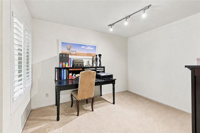 701 Blue Oak Avenue, Newbury Park, CA 91320