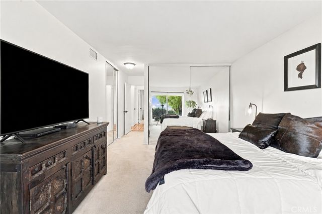 701 Blue Oak Avenue, Newbury Park, CA 91320