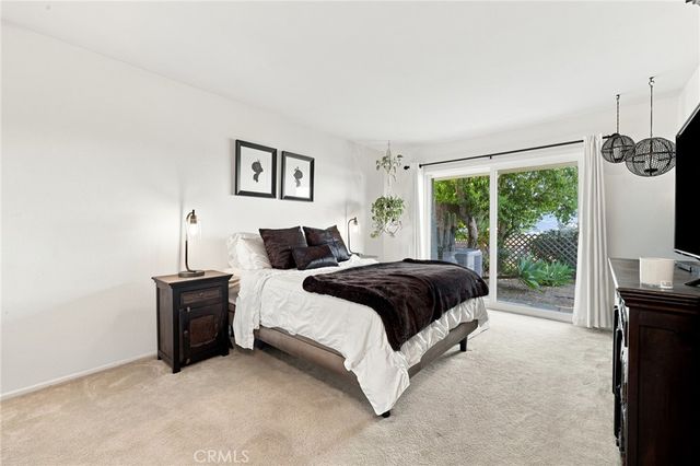701 Blue Oak Avenue, Newbury Park, CA 91320