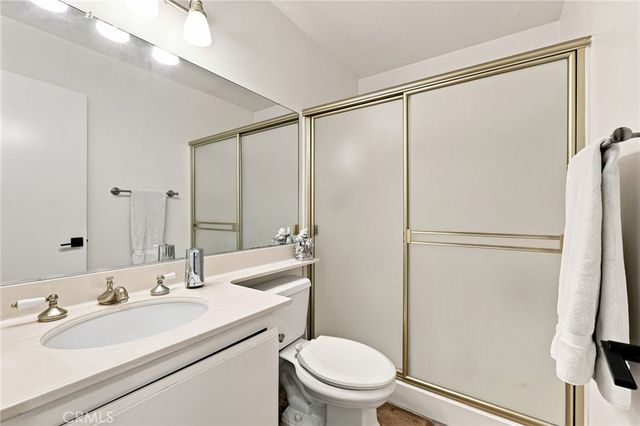 701 Blue Oak Avenue, Newbury Park, CA 91320