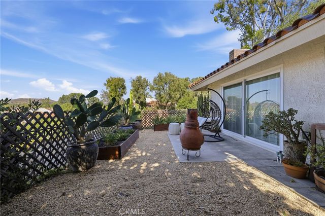 701 Blue Oak Avenue, Newbury Park, CA 91320